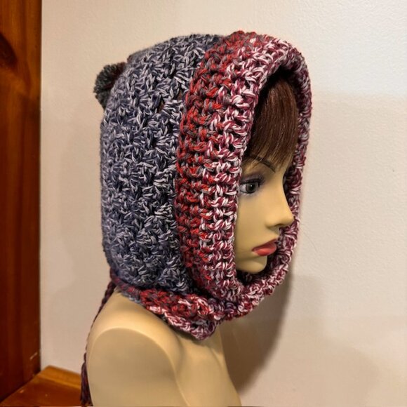Hand knit / Crochet Granny style Hoodie with ties and Pom Pom for the Winter - Picture 9 of 9